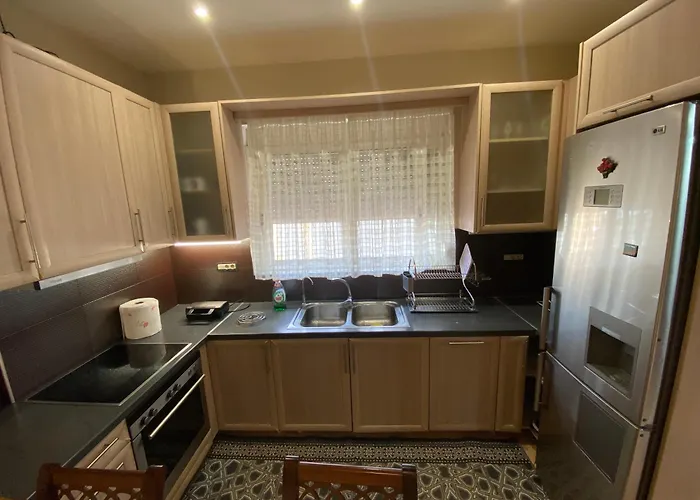 Dom wakacyjny Violeta 1 *