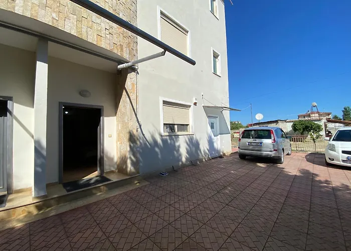 Dom wakacyjny Violeta 1 *